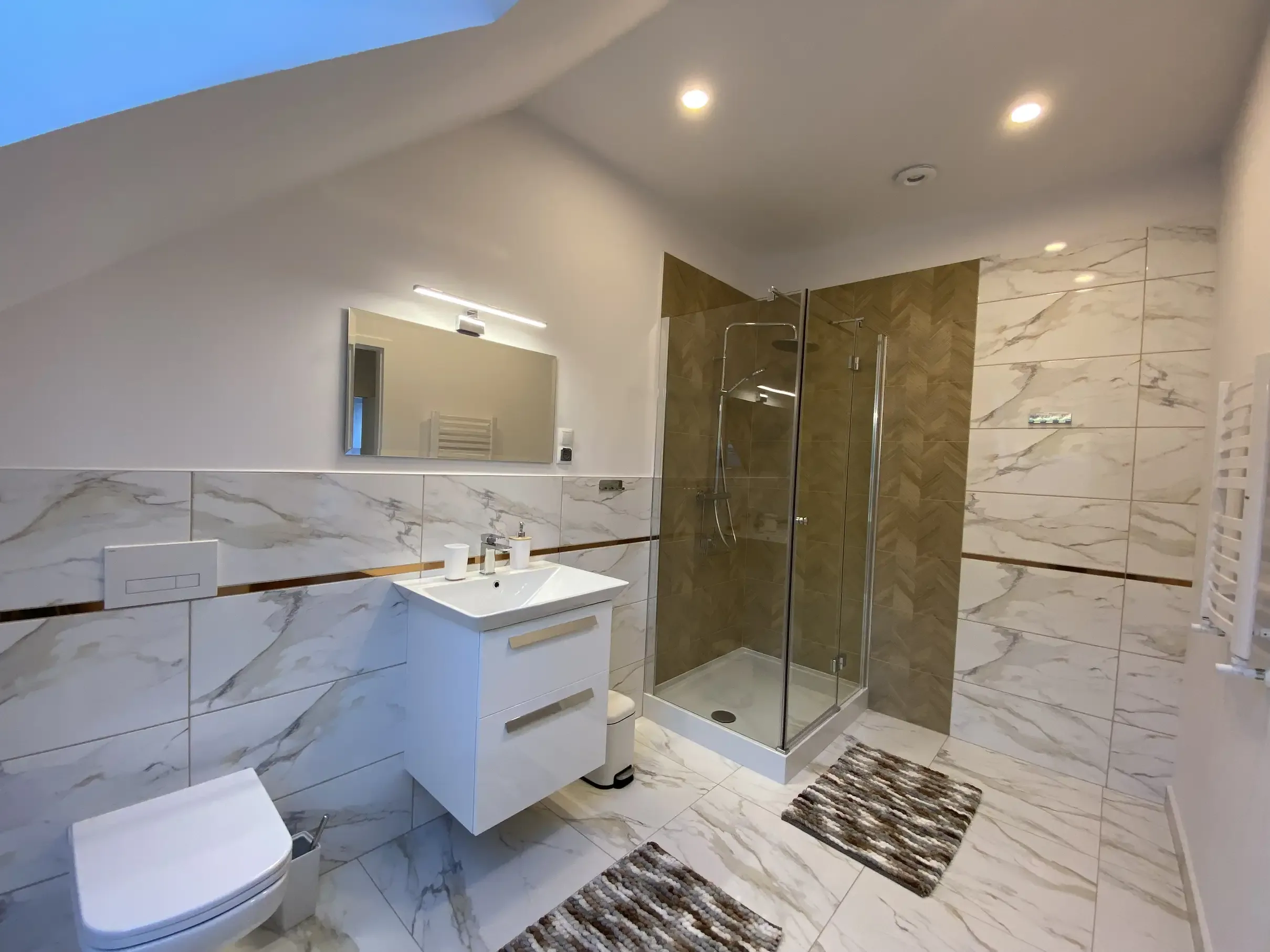 Bathroom shower